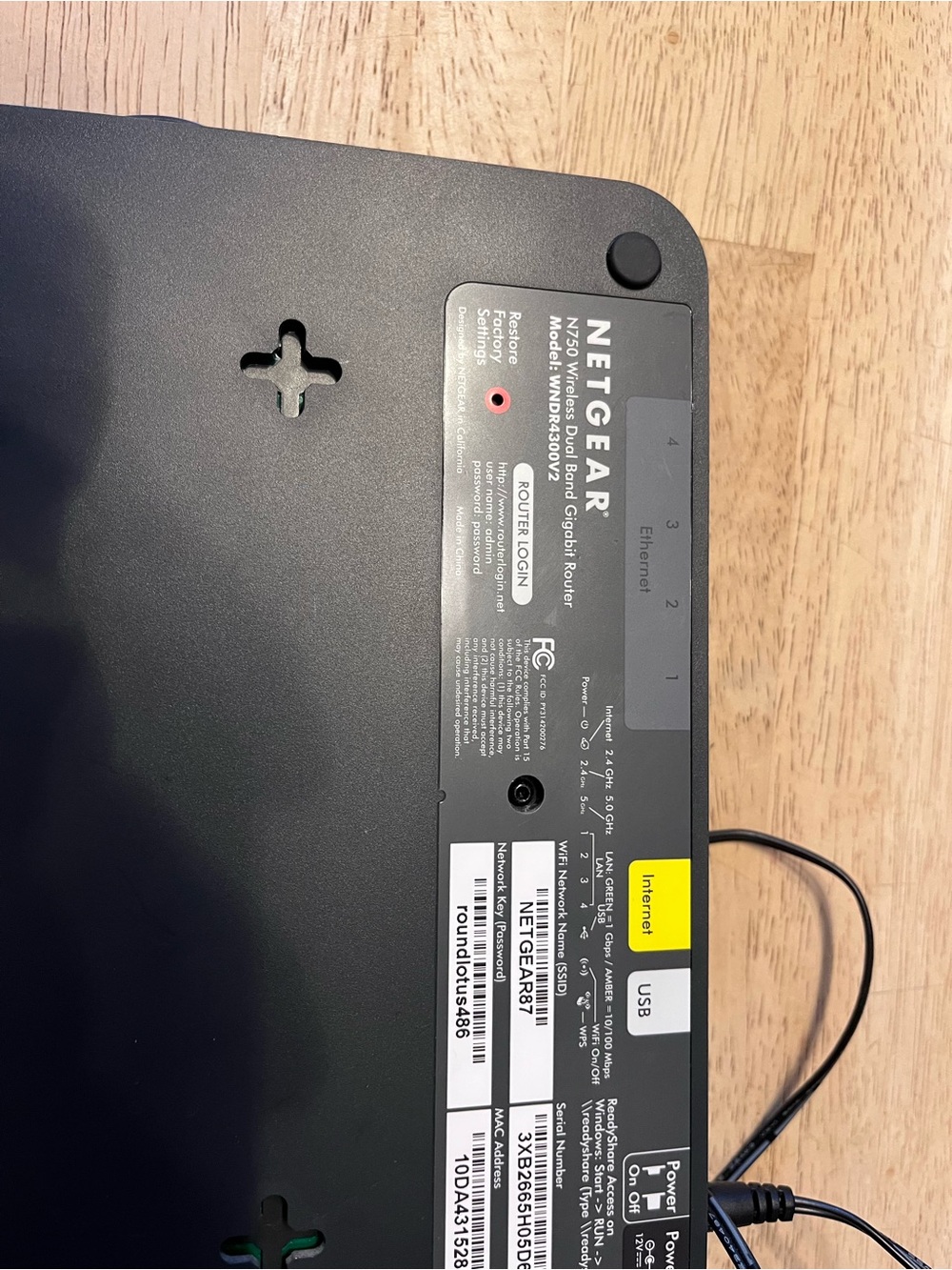 Netgear N750 Router - Picture 8 of 8